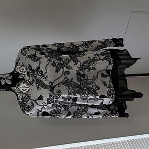 DRESSBARN long-sleeved top